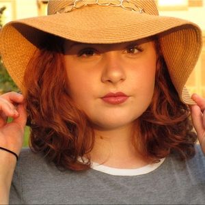 Meet your Posher, Isabella